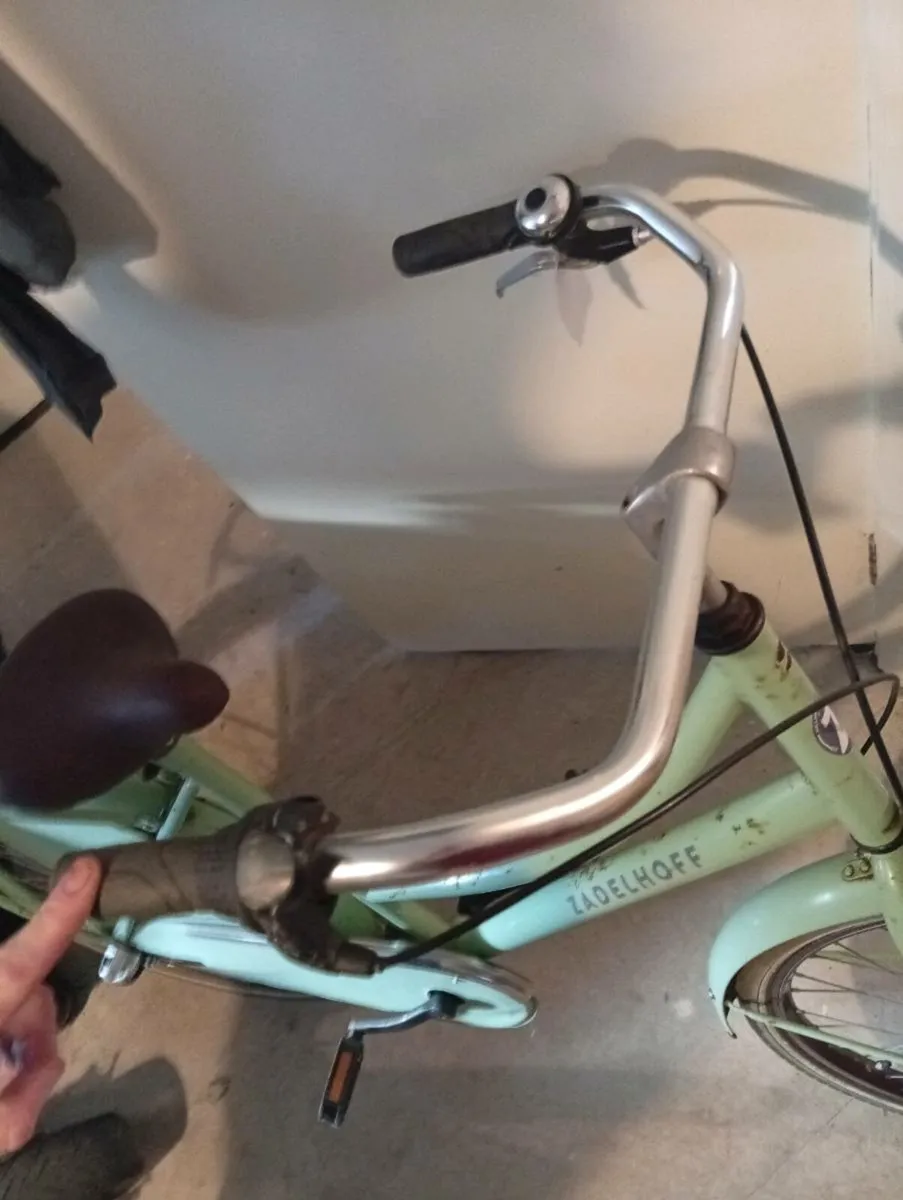 Women's bicycle - Image 4