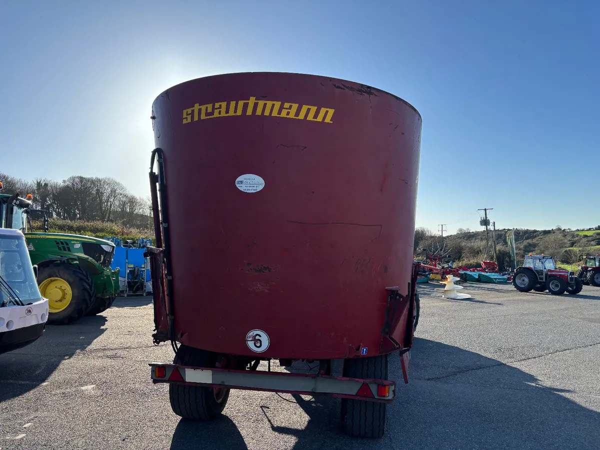 2010 Strautmann 1250 Vertimix Tub Feeder - Image 3