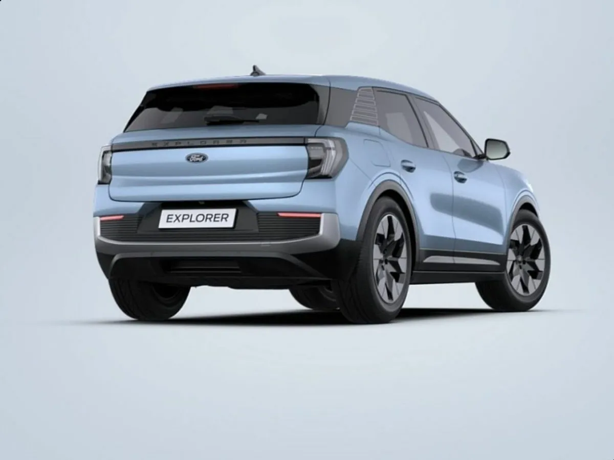 Ford Explorer  RWD 77kWh Extended Range - Image 3