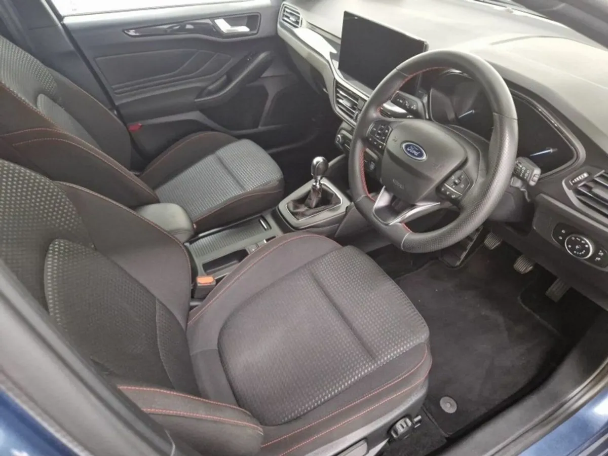 Ford Focus 1.0L EcoBoost 125PS ST-Line - Image 3