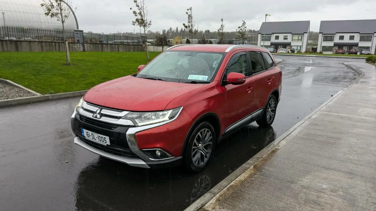 Mitsubishi outlander 7 seater 4x4 - Image 1