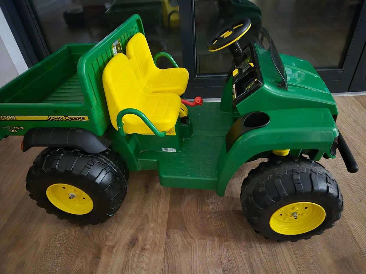 John Deer Electric Gator - Image 3