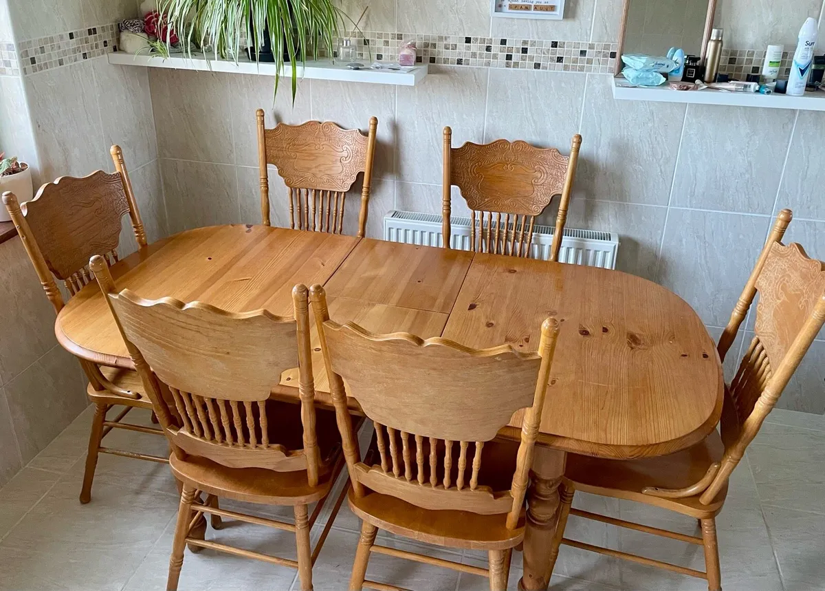 Table & 6 Chairs - Image 1