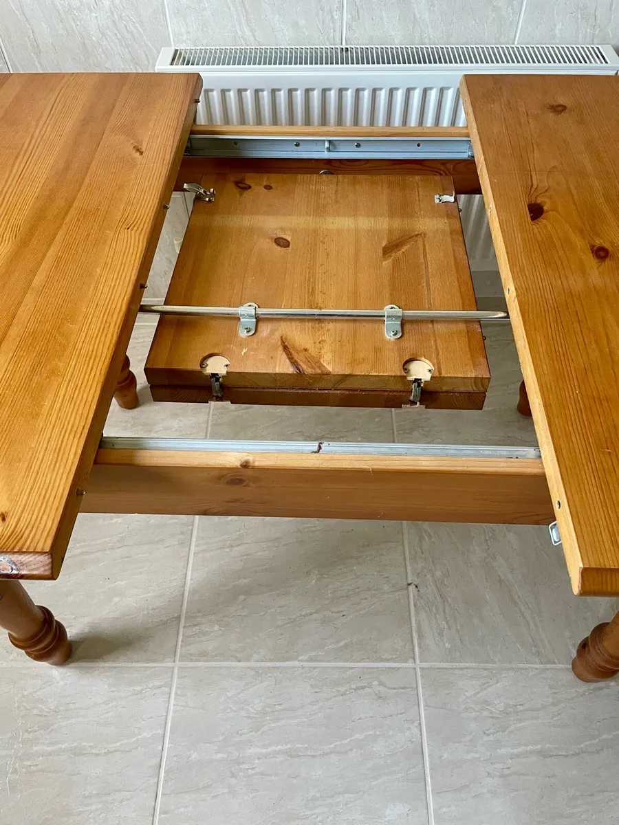 Table & 6 Chairs - Image 4