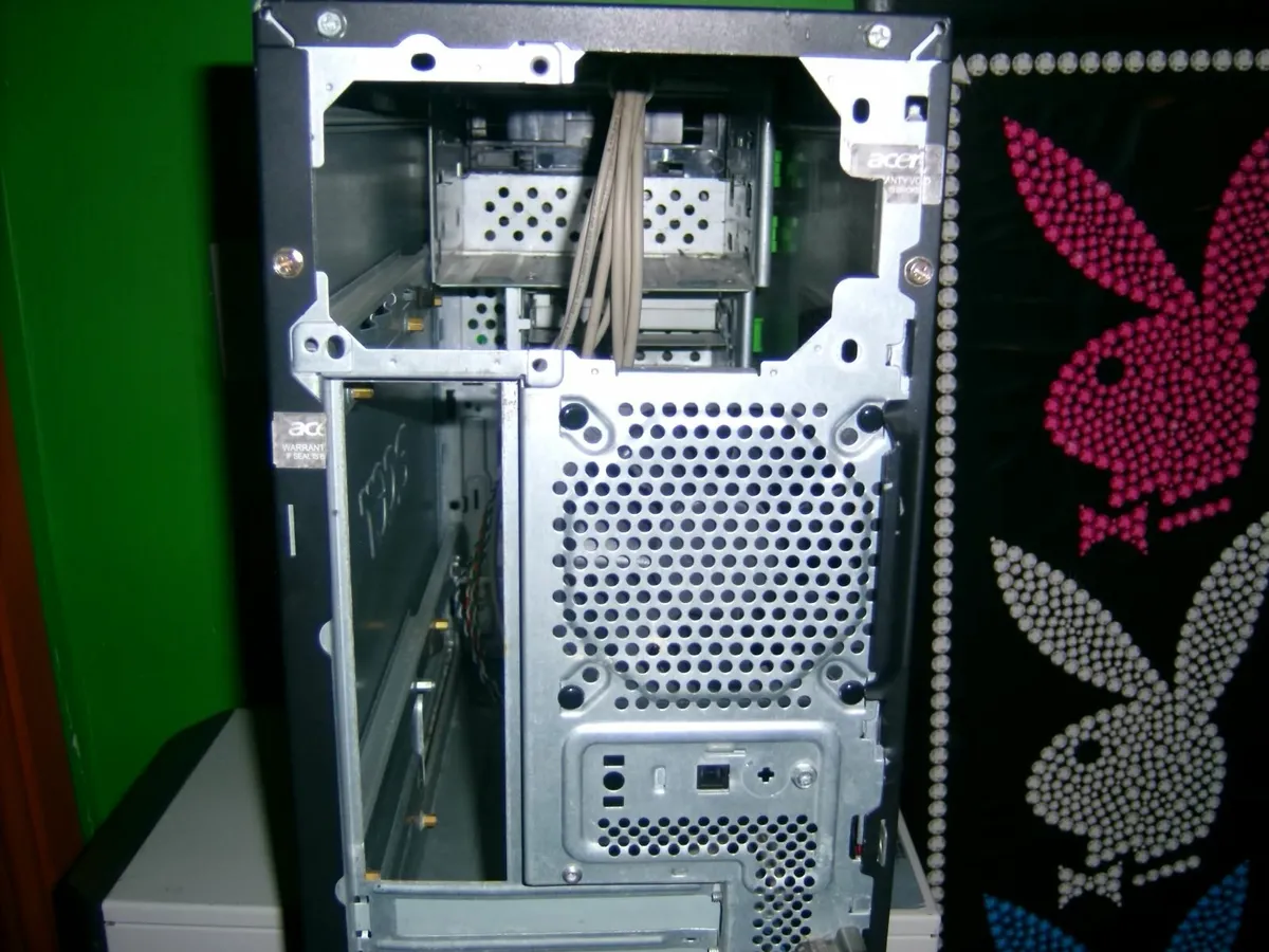 empty computer box - Image 3