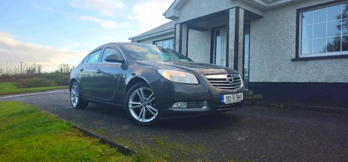 2013 Opel Insignia - Image 1