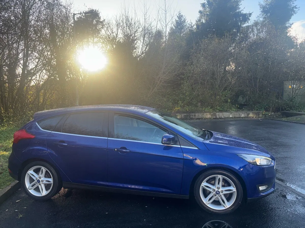 161 Ford focus 1.0 Petrol - Image 2