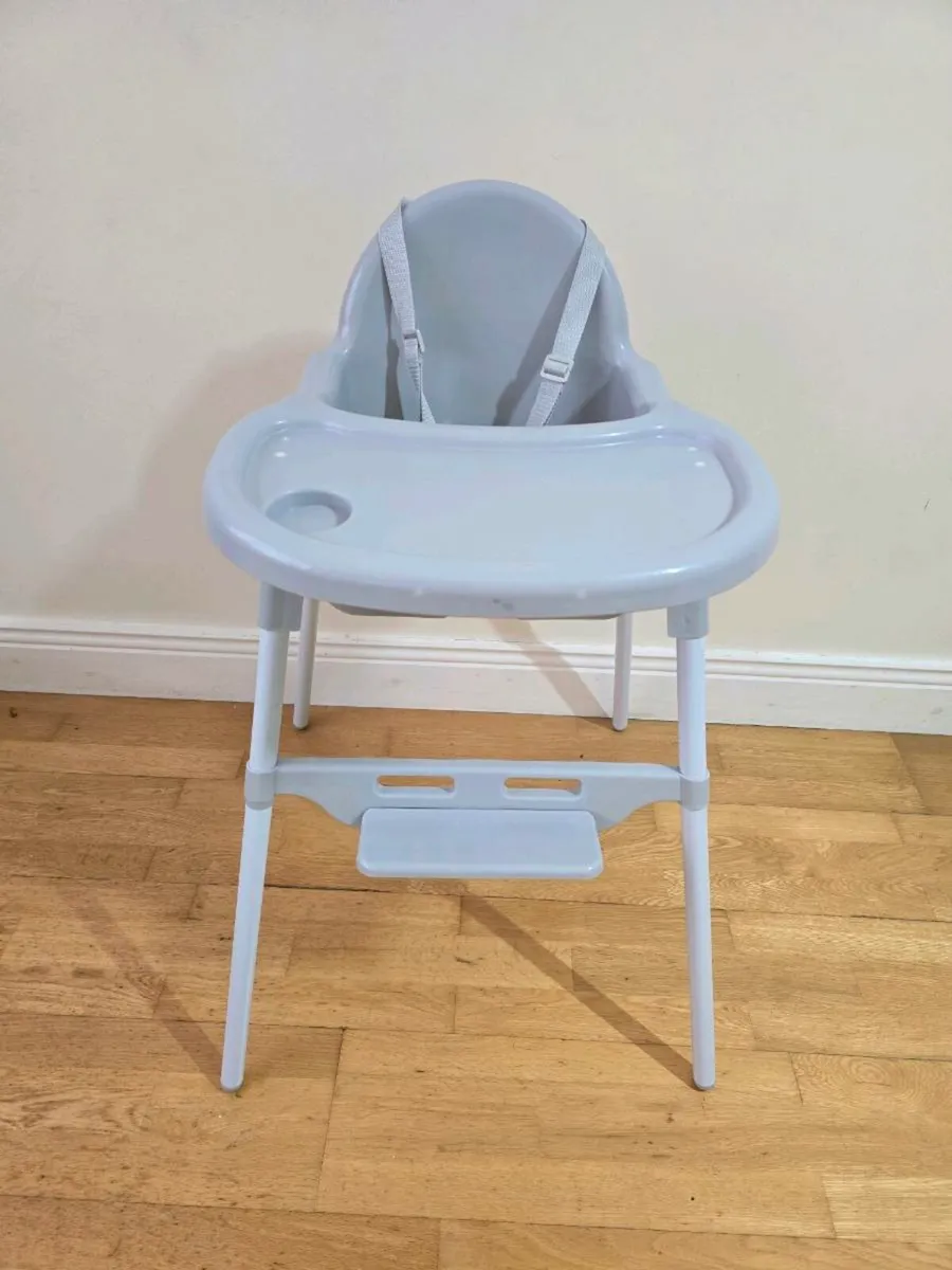 Highchair - Image 1
