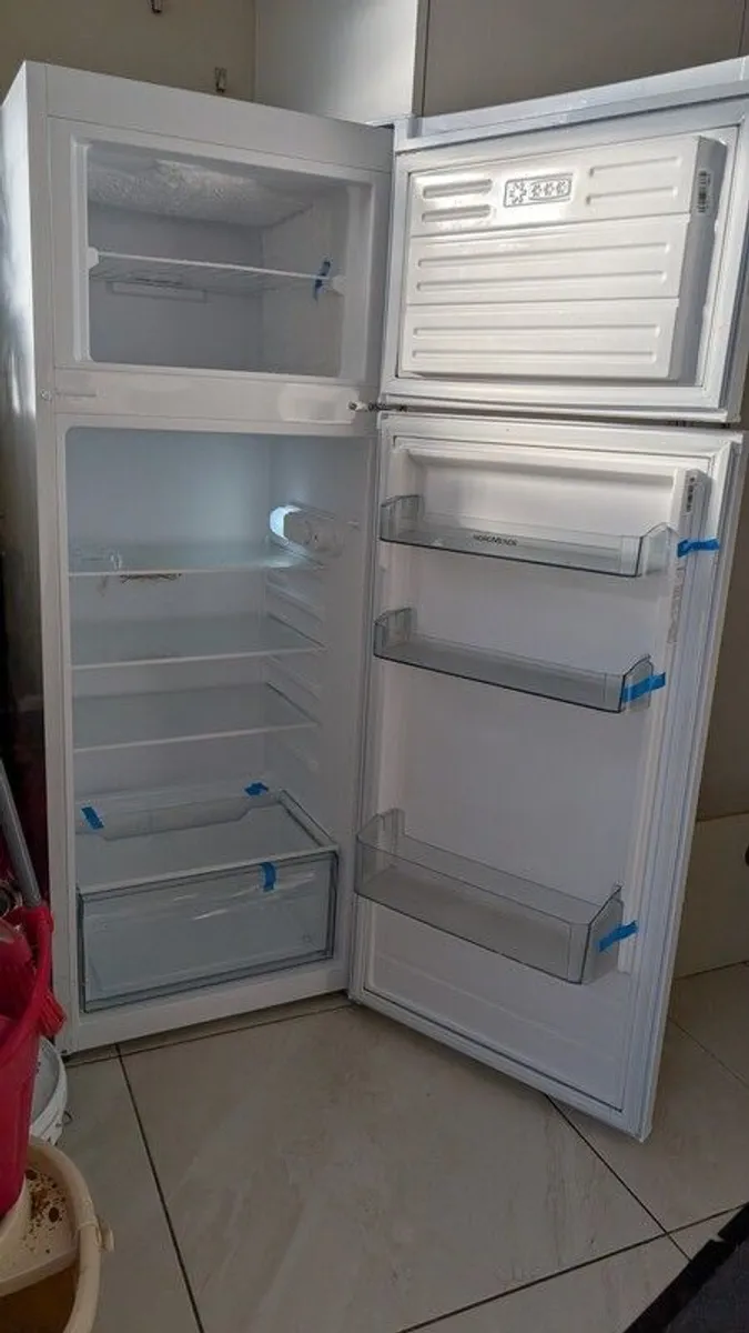 Nordmende Fridge Freezer, like new - Image 2