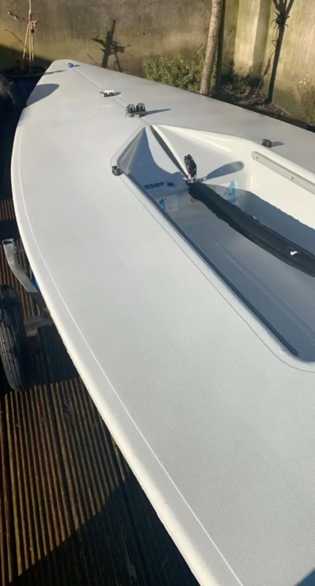 Laser Sailing Dinghy - Image 3