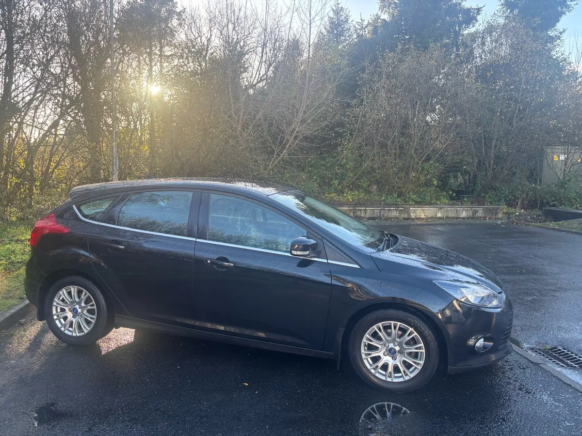 12 Ford focus Titanium model Nct&Tax - Image 4