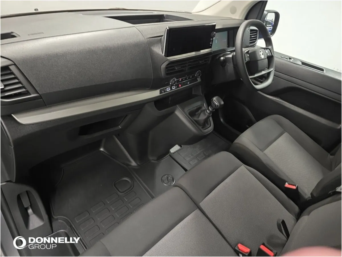 Vauxhall Vivaro Diesel Pro - Image 4
