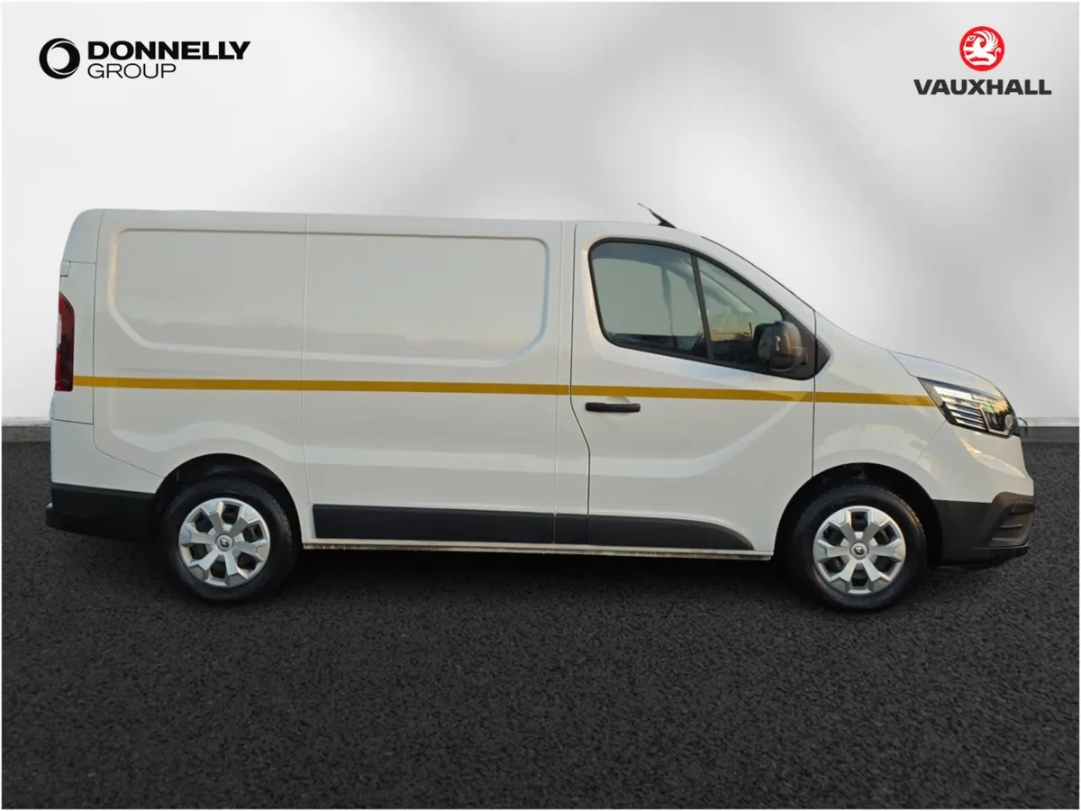 Renault Trafic Swb Diesel Advance - Image 3