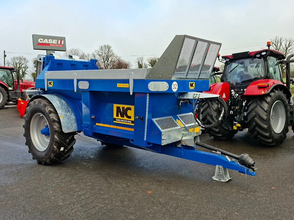 NEW NC 10 TON REAR DISCHARGE SPREADER - Image 1