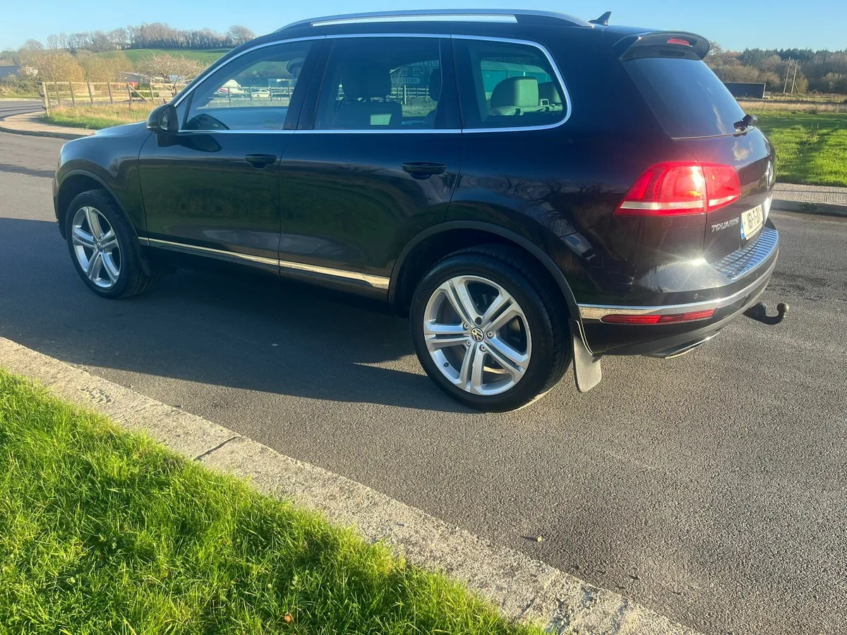 2016 Volkswagen Touareg 3,0 v6 r line - Image 4