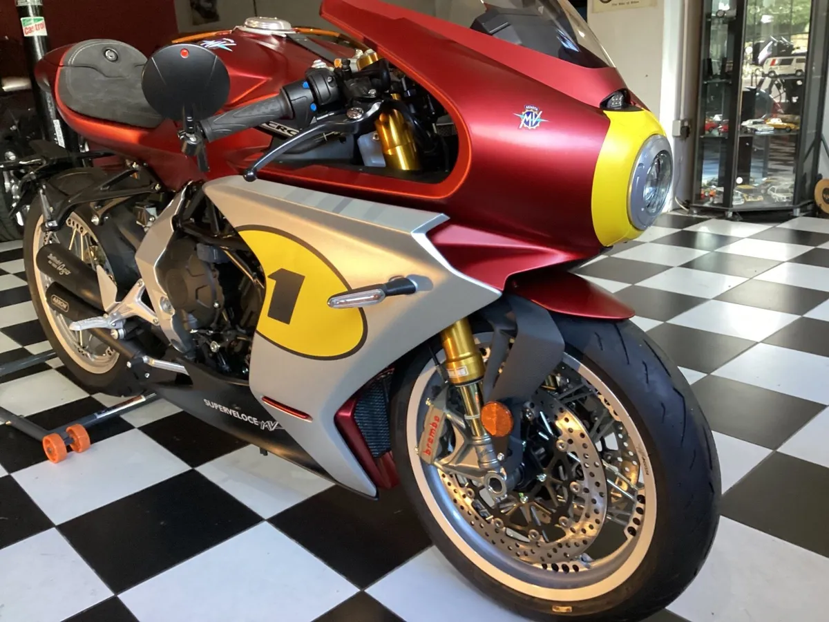 Mv Agusta Superveloce AGO Edition - Image 3