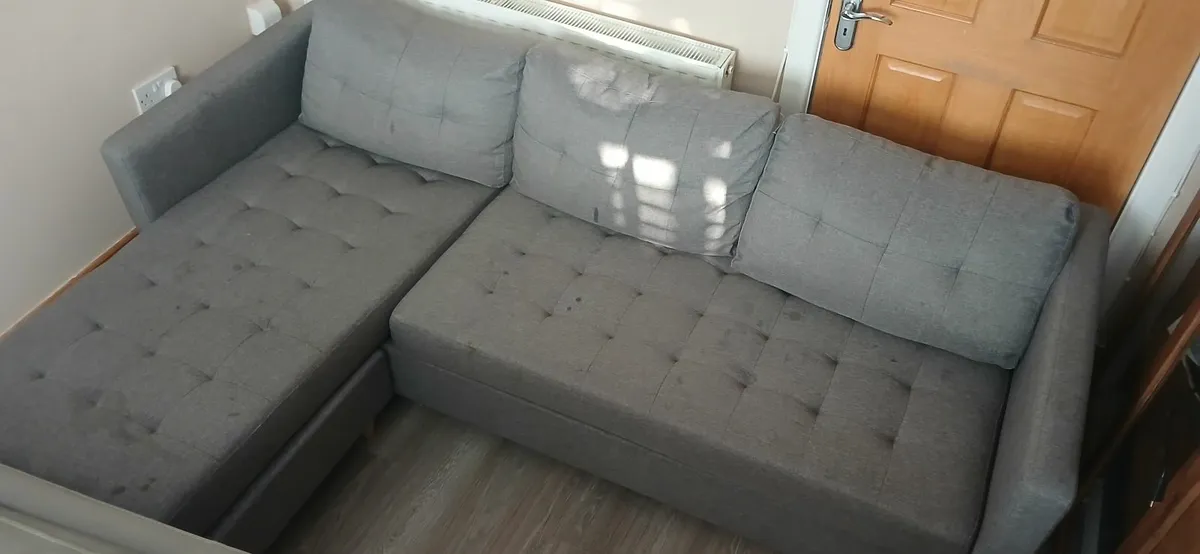 Couch - Image 4