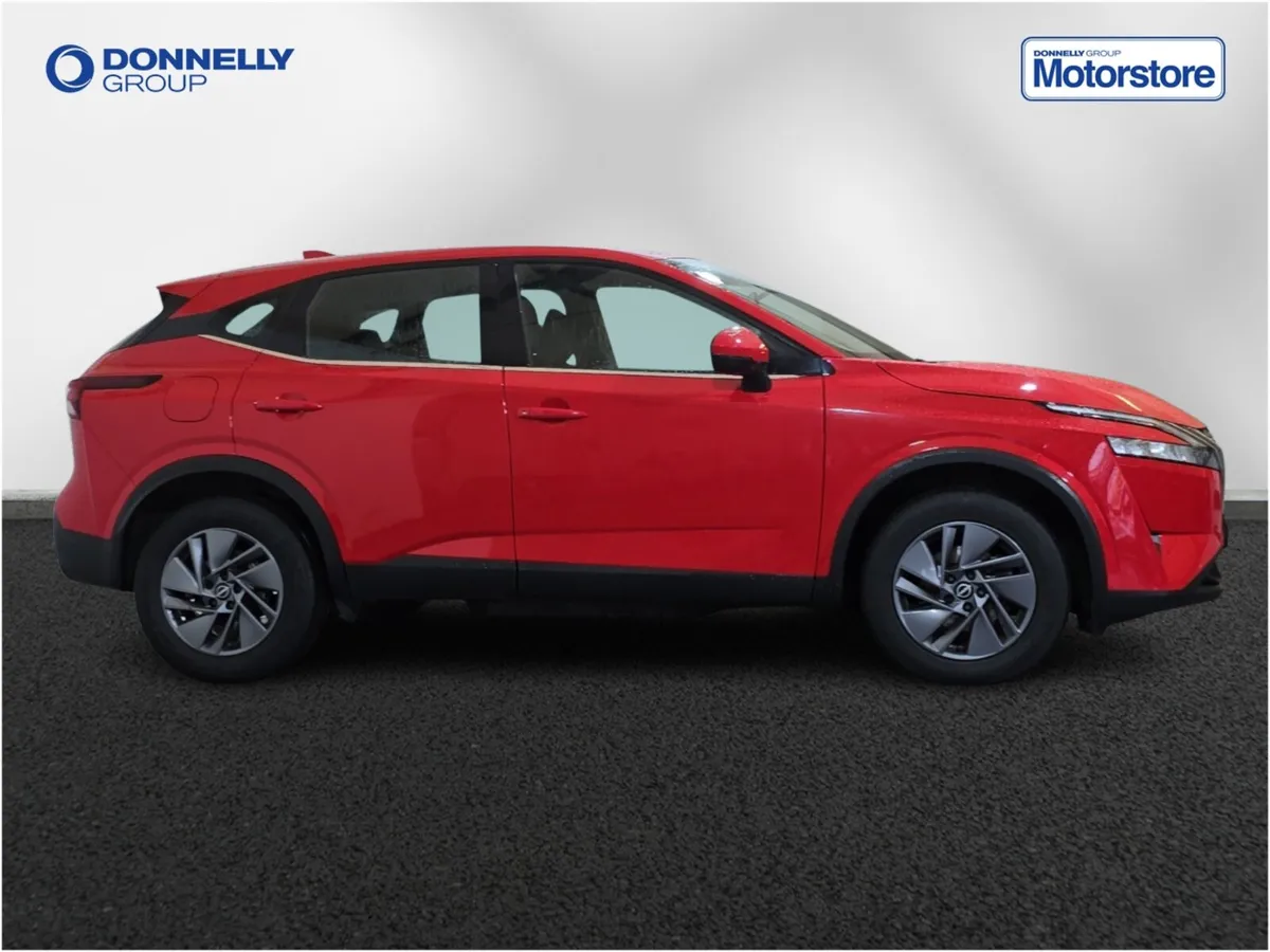 Nissan Qashqai Hatchback Acenta Premium - Image 3