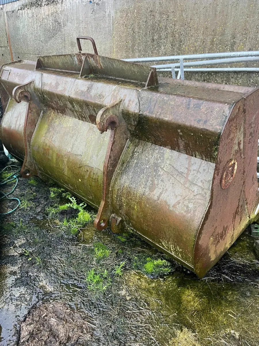 Loader Bucket - Image 1
