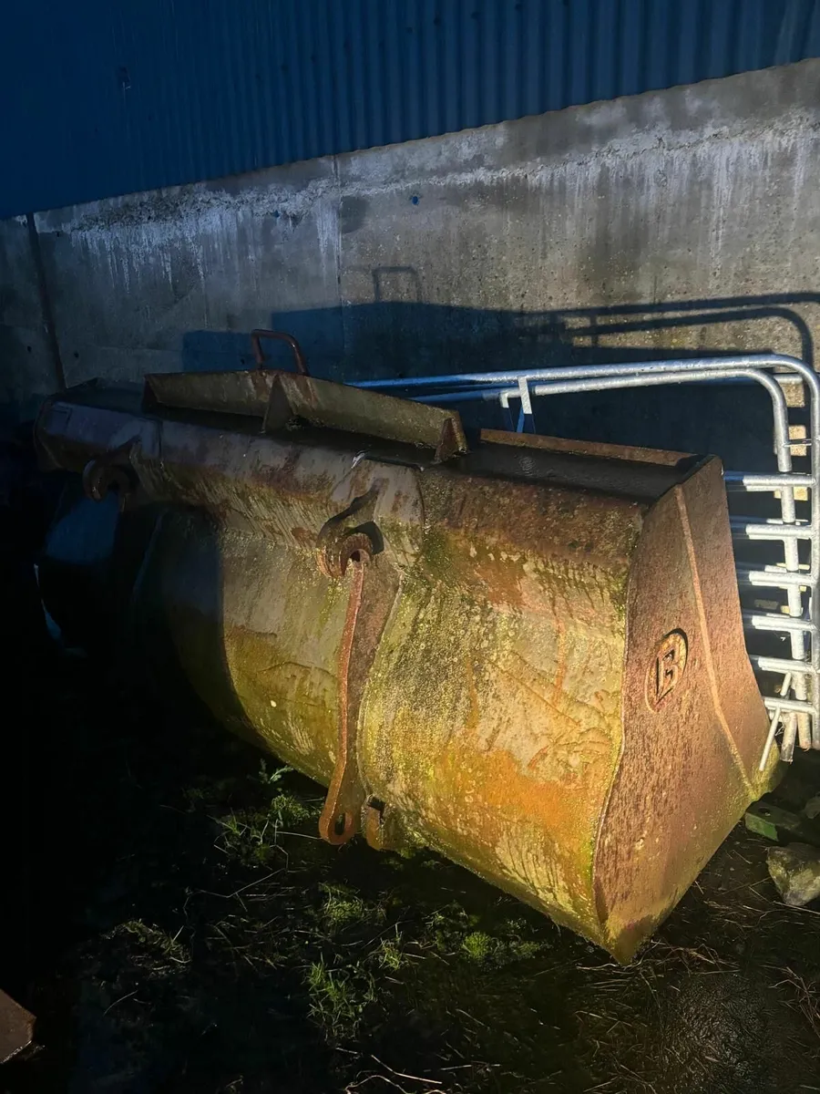 Loader Bucket - Image 3