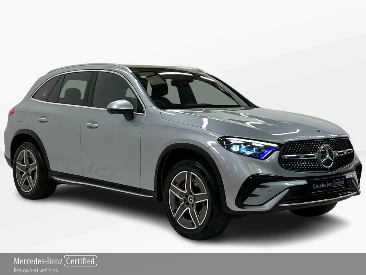 Mercedes-Benz GLC GLC 300 e 4MATIC AMG Line Panora - Image 4
