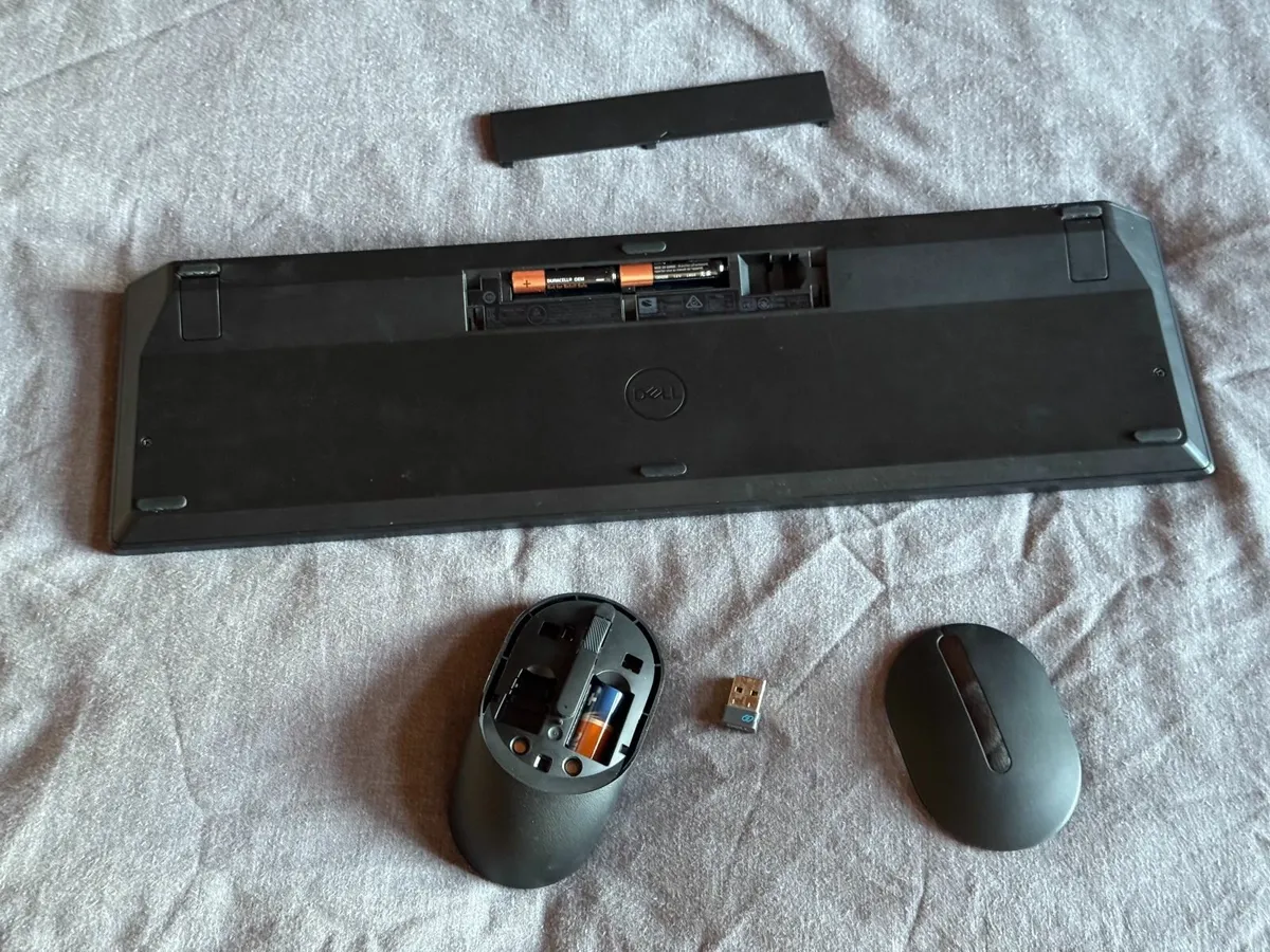 Dell Pro Wireless Keyboard & Mouse KM5221W - Image 1