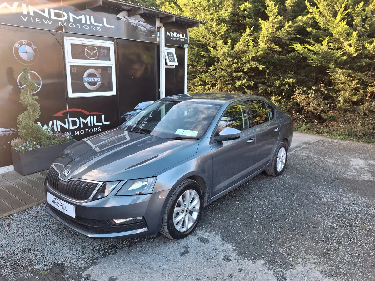 Skoda Octavia PETROL 1.2 - Image 2