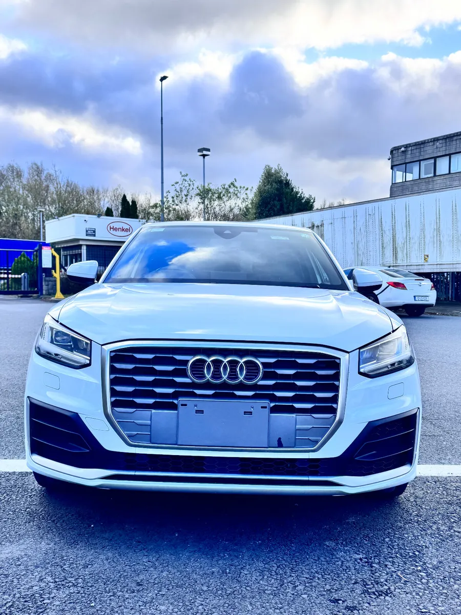 AUDI Q2 S-LINE 2017 WHITE - Image 2