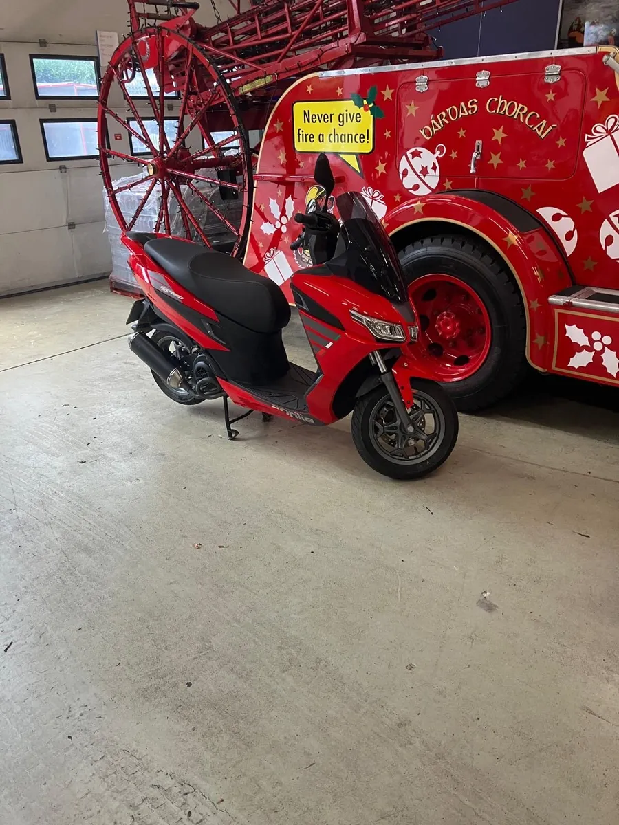 Aprilia sxr50 - Image 2