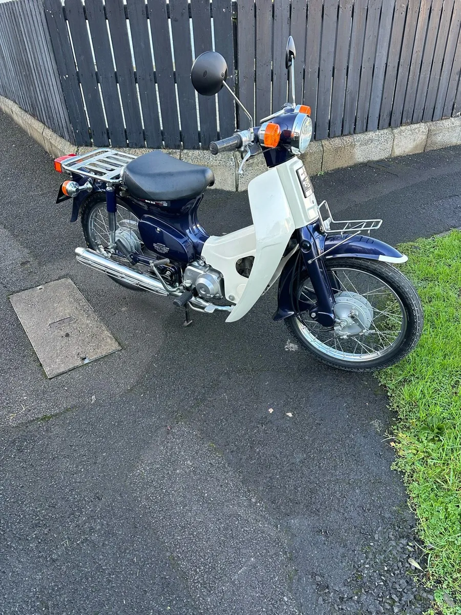 1999 Honda C90 Super Cub - Image 2