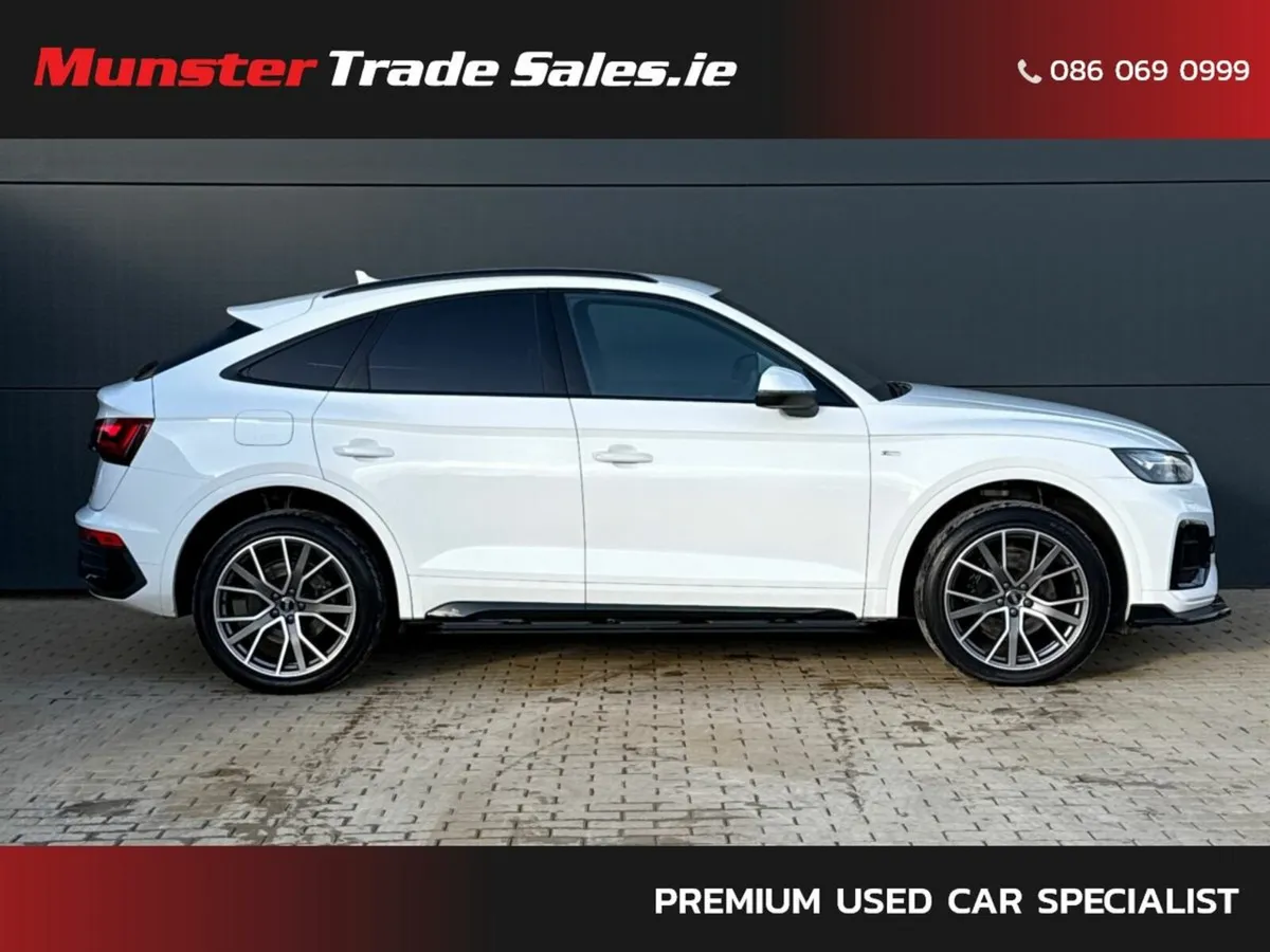 Audi Q5 S-Line Sportback - Image 3
