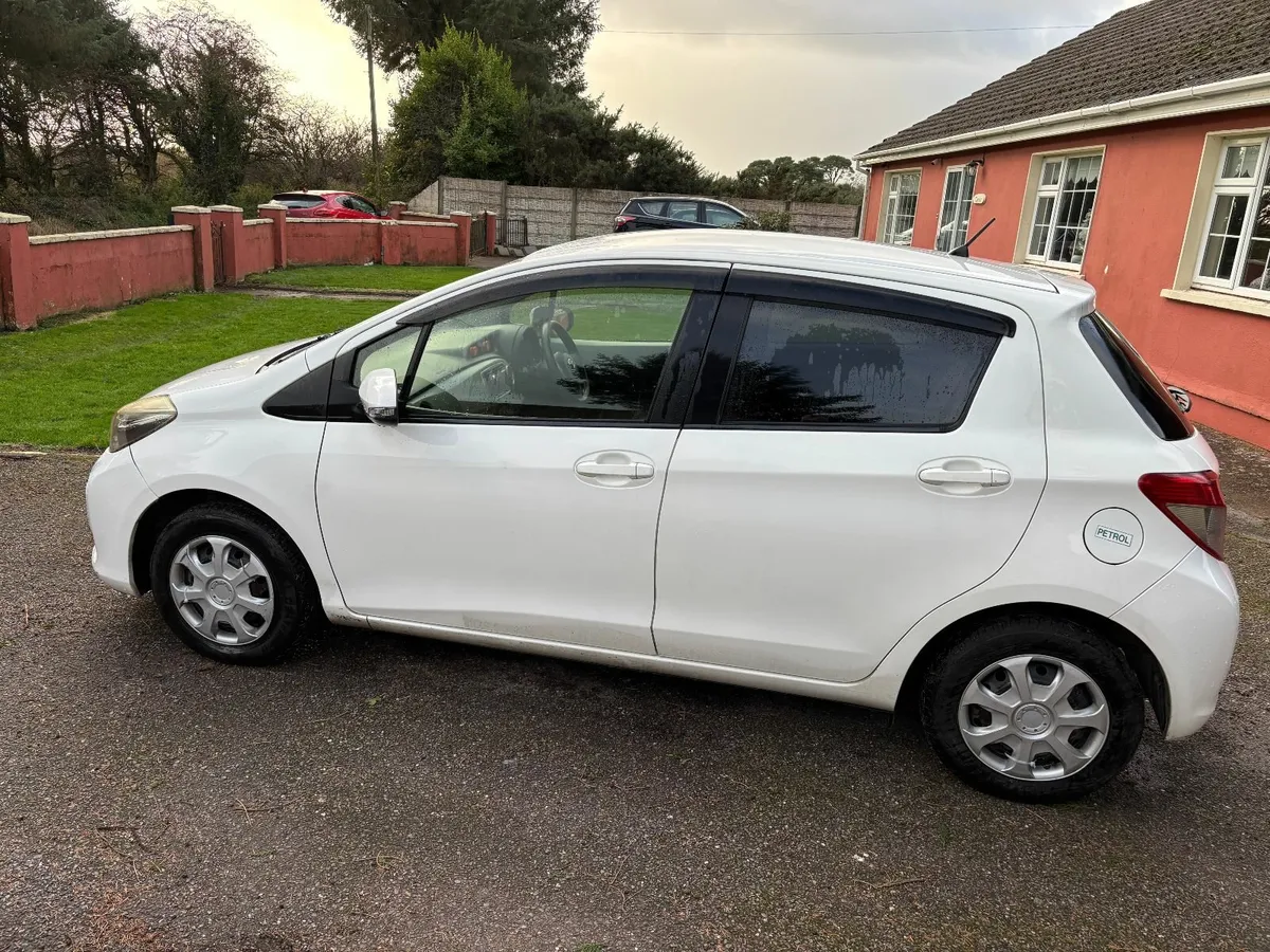 Low miles Automatic Toyota Vitz 2012 1.0 petrol - Image 2