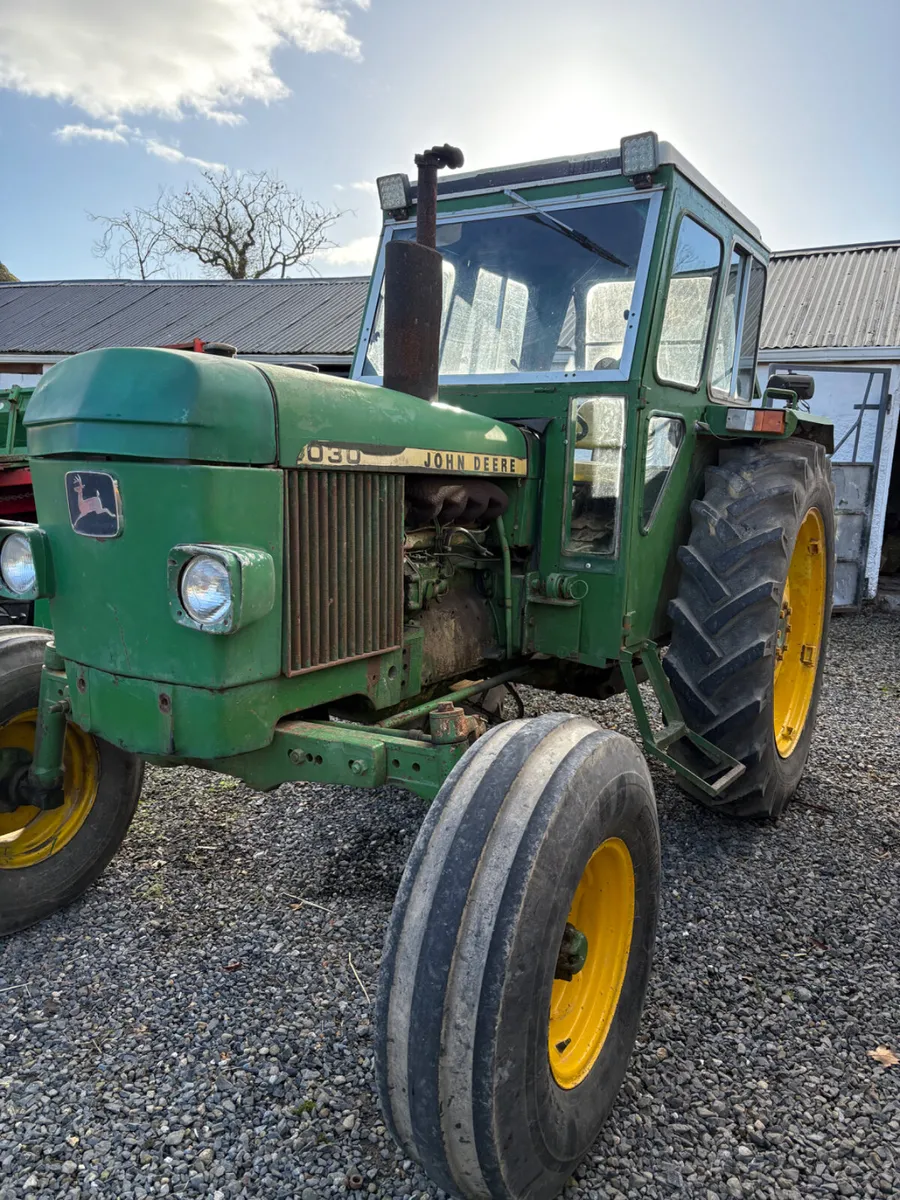 John Deere 2030 - Image 1