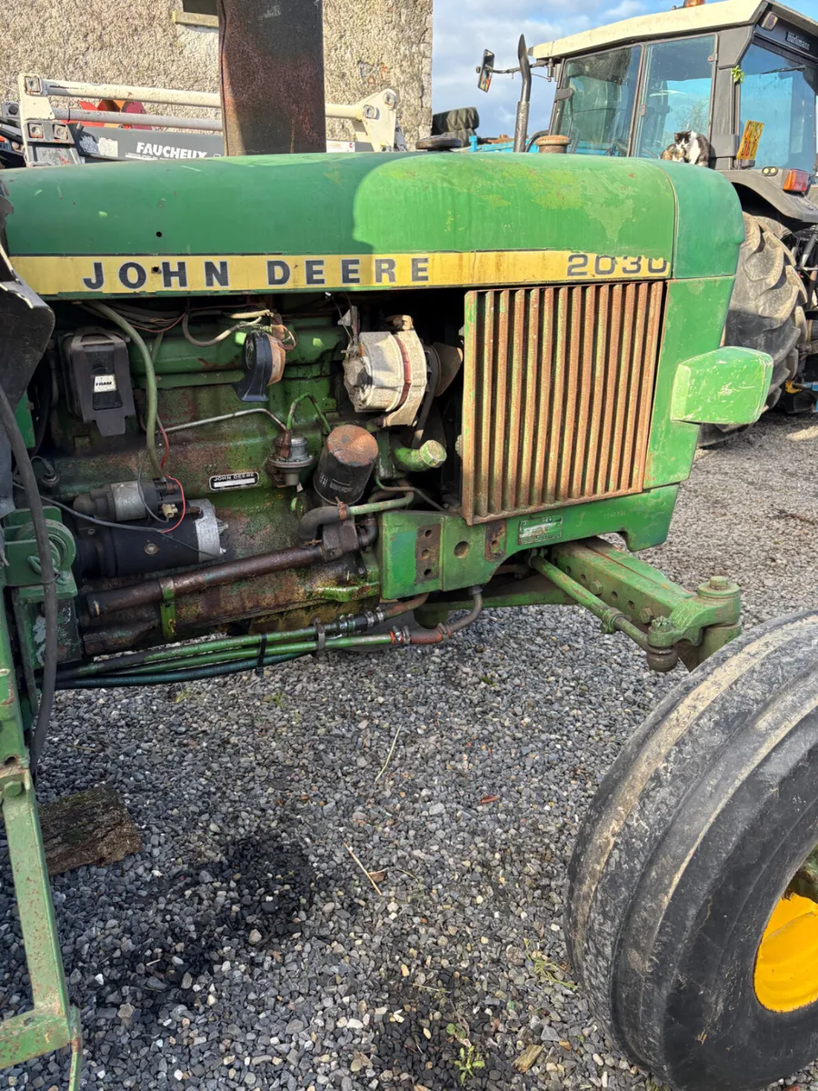 John Deere 2030 - Image 3
