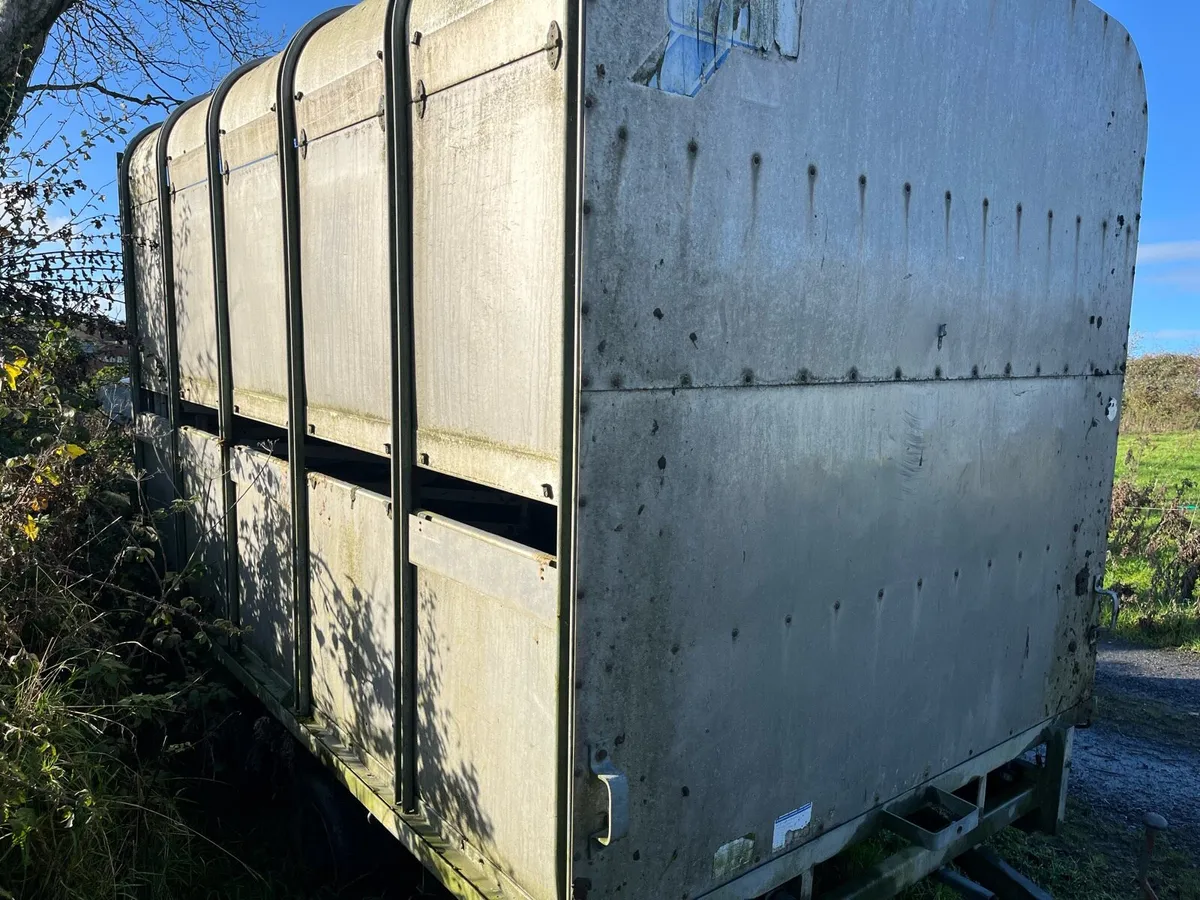 Cattle trailer - Image 3