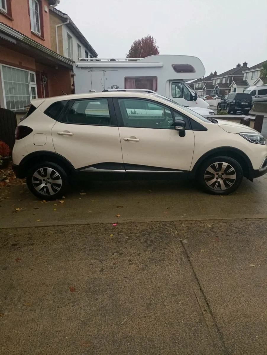 Renault Captur 2019 - Image 1