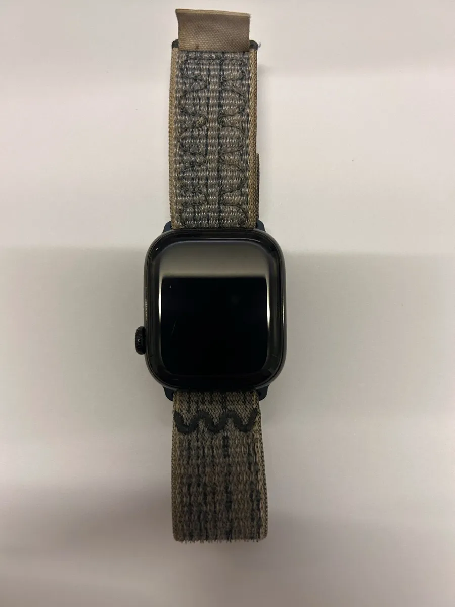 Apple watch series 10 - Image 1