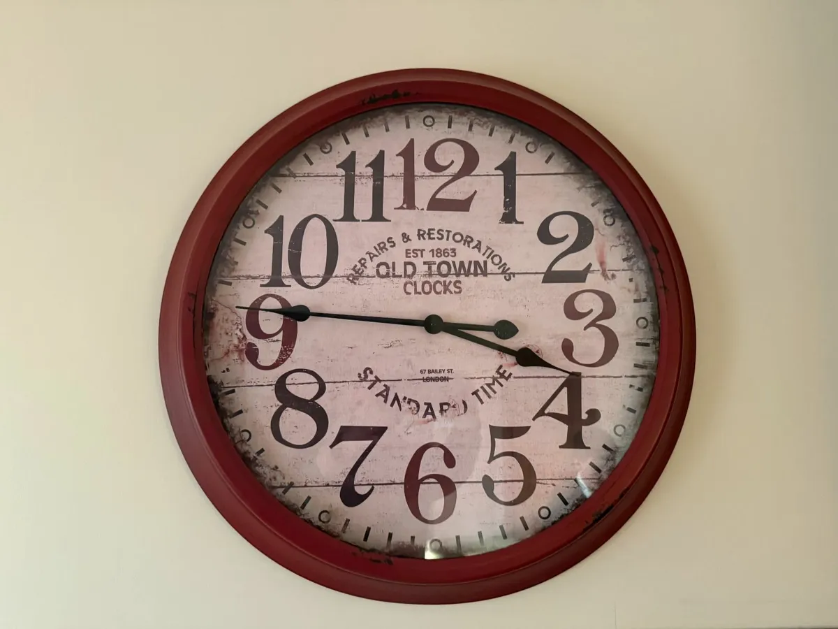 Large Wall Clock - Image 2