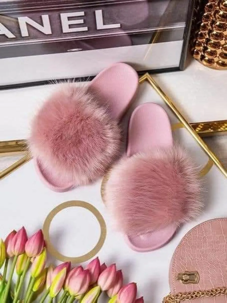 Fluffy fur slippers sizes 37-41 sizes 4-8 - Image 4