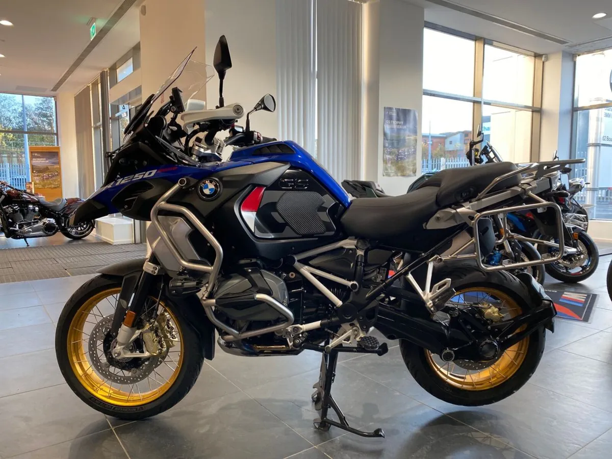 2024 BMW R1250GS Adventure TE with Heated Seats! - Image 2