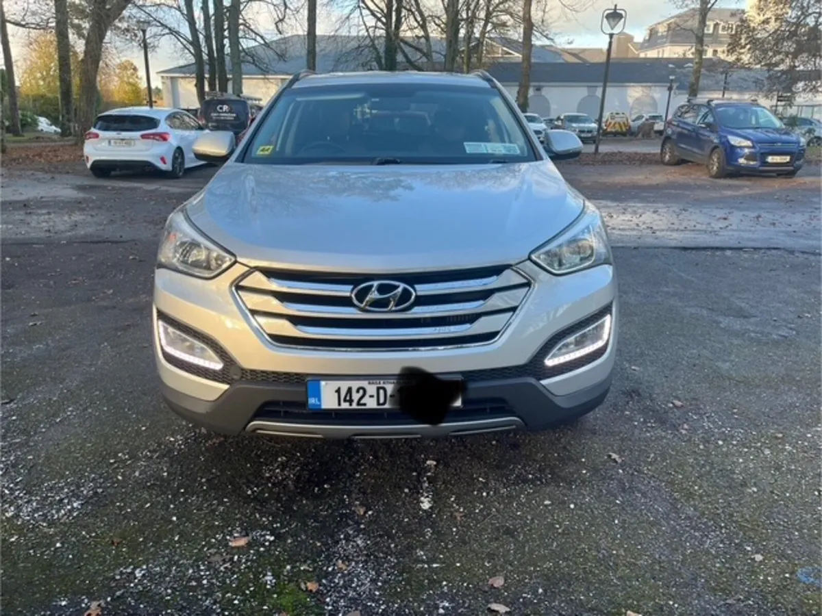 Hyundai Santa Fe 2014 - Image 1