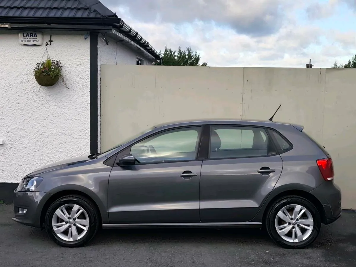 VW Polo Full Main Dealer Service History - Image 2