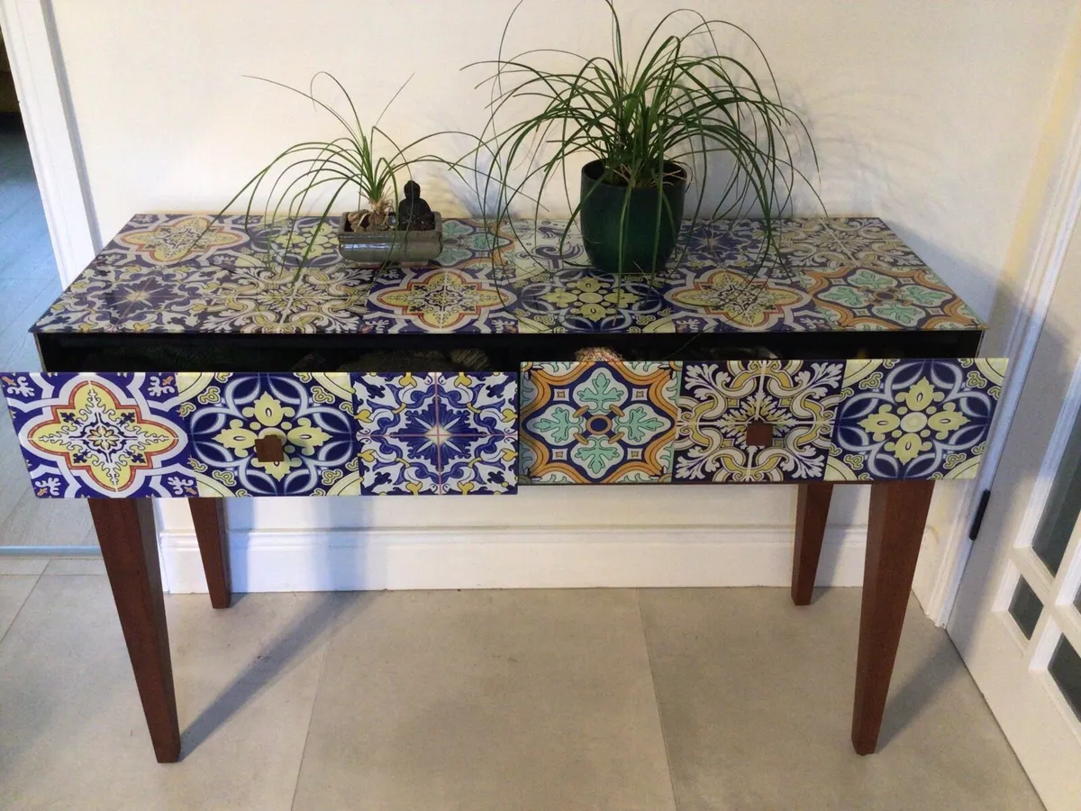 Console/ Hall Table - Image 2