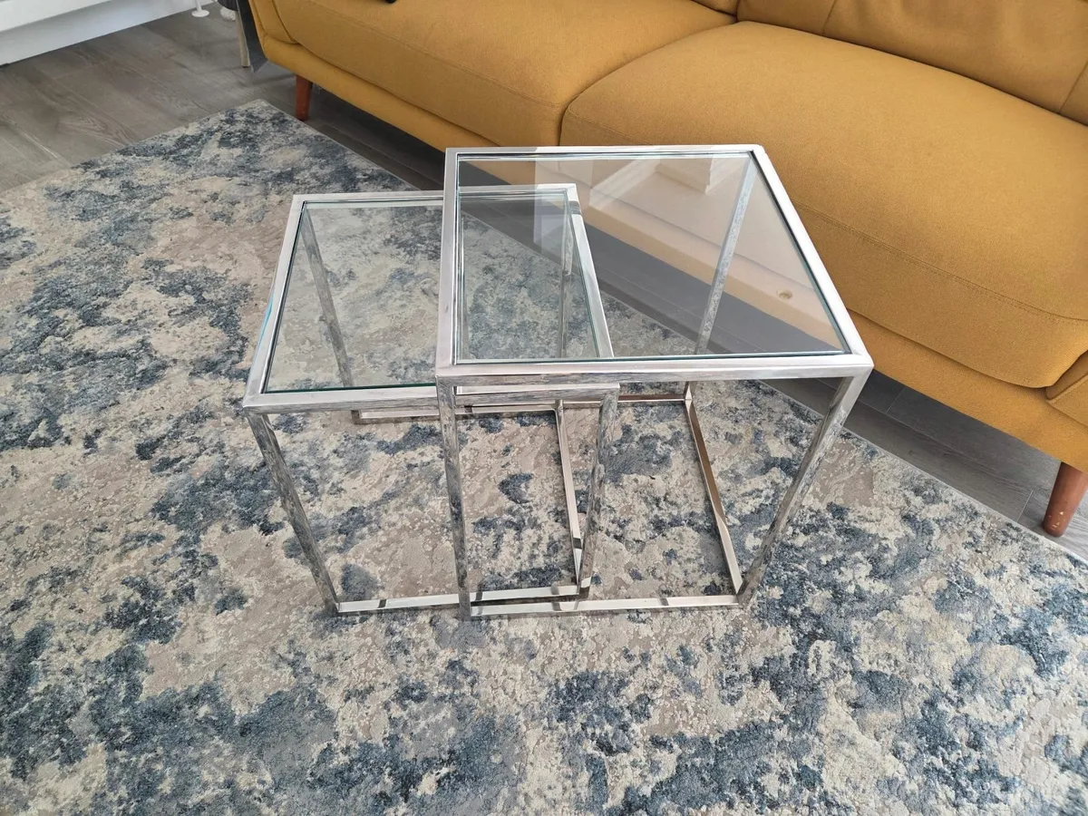 Nest of Chrome Glass side tables - Image 1