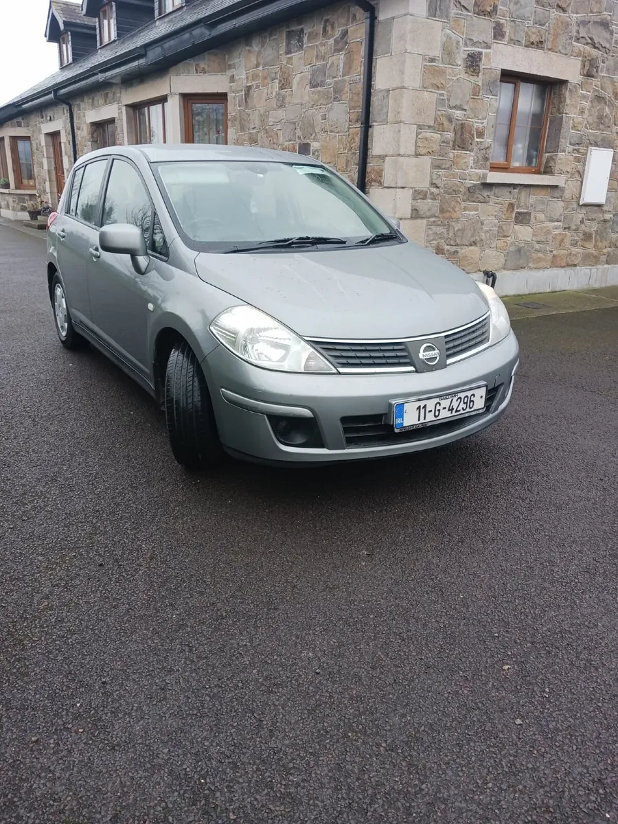 Nissan Tiida 2011 - Image 2