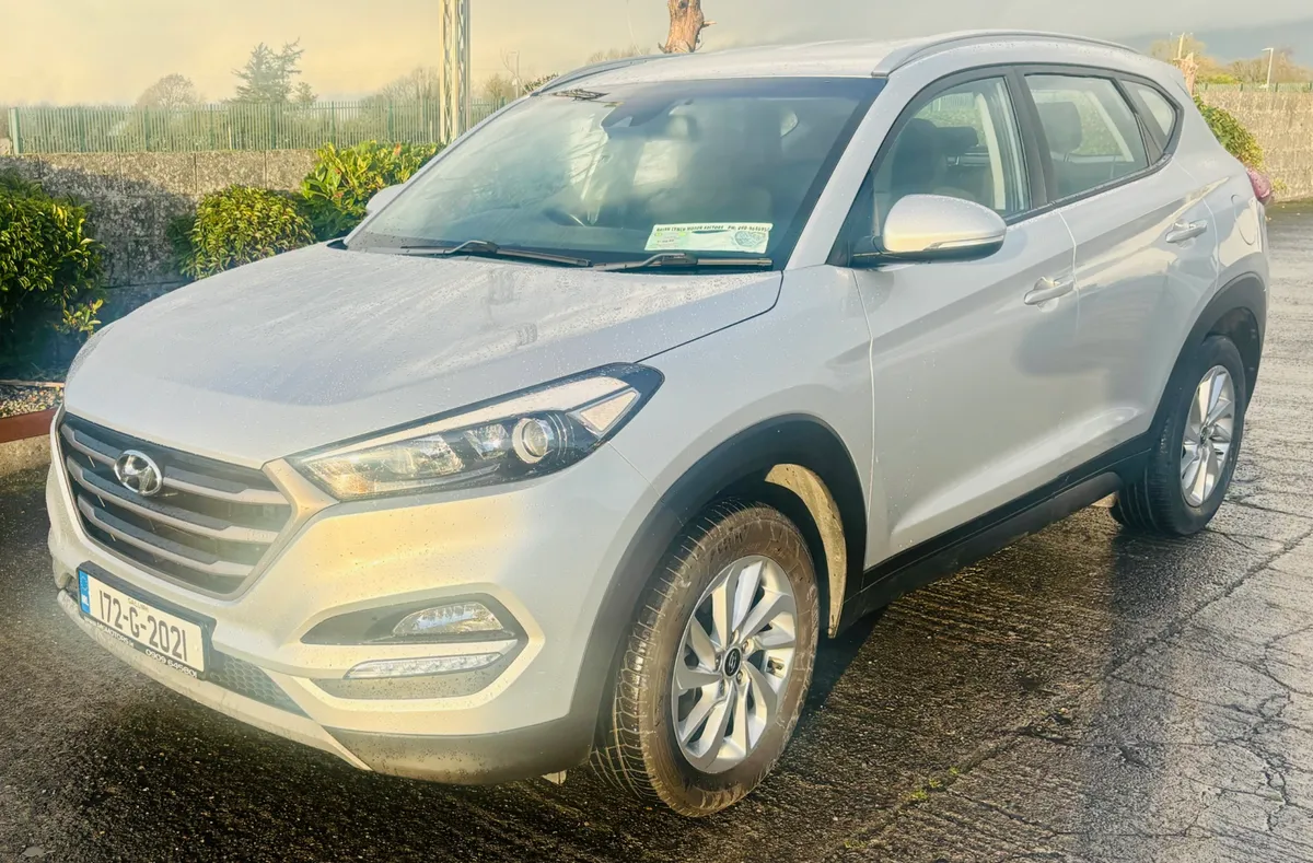 2017 HYUNDAI TUSCON - Image 2