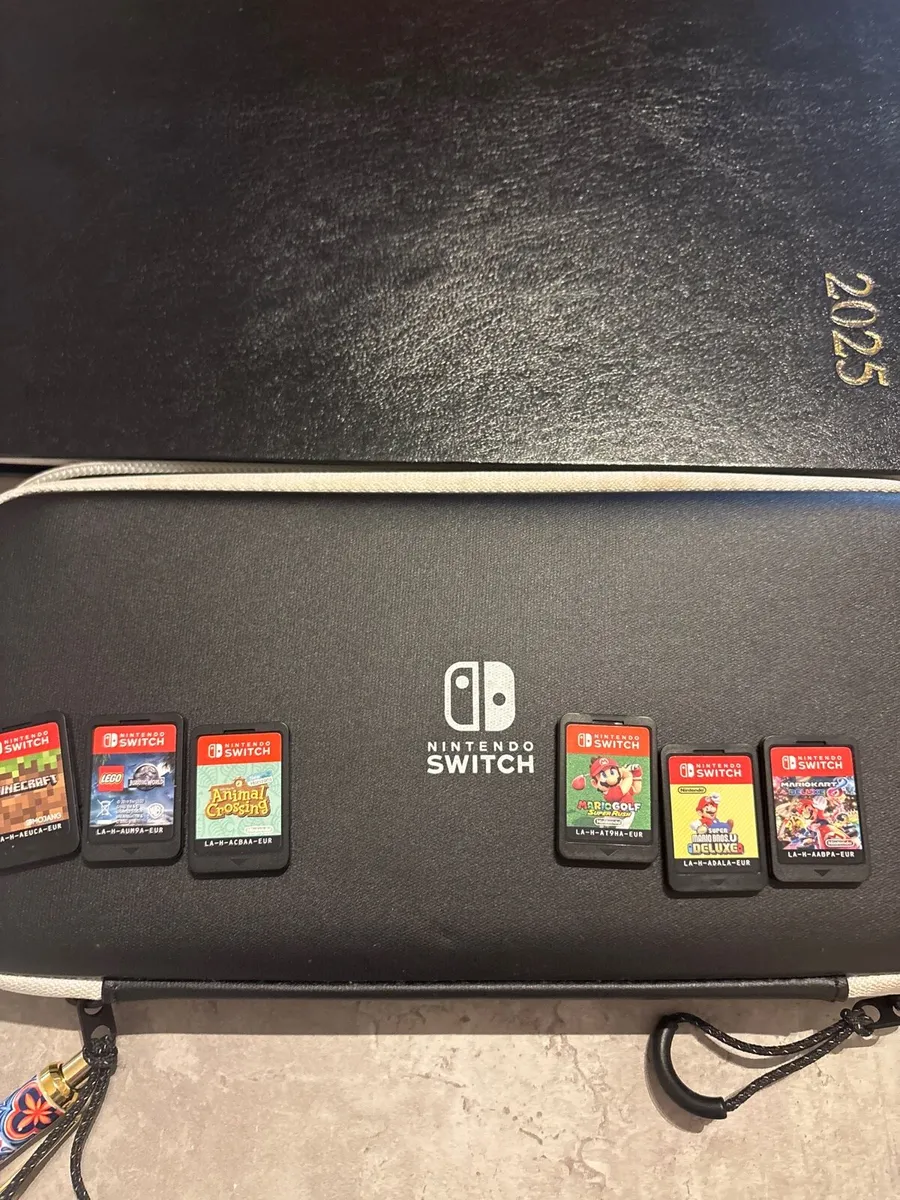 Nintendo Switch - Image 2