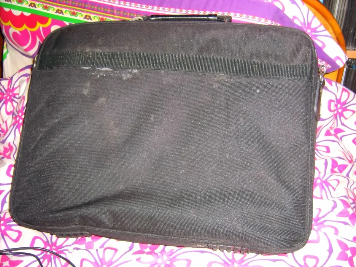 Toshiba laptop - Image 4