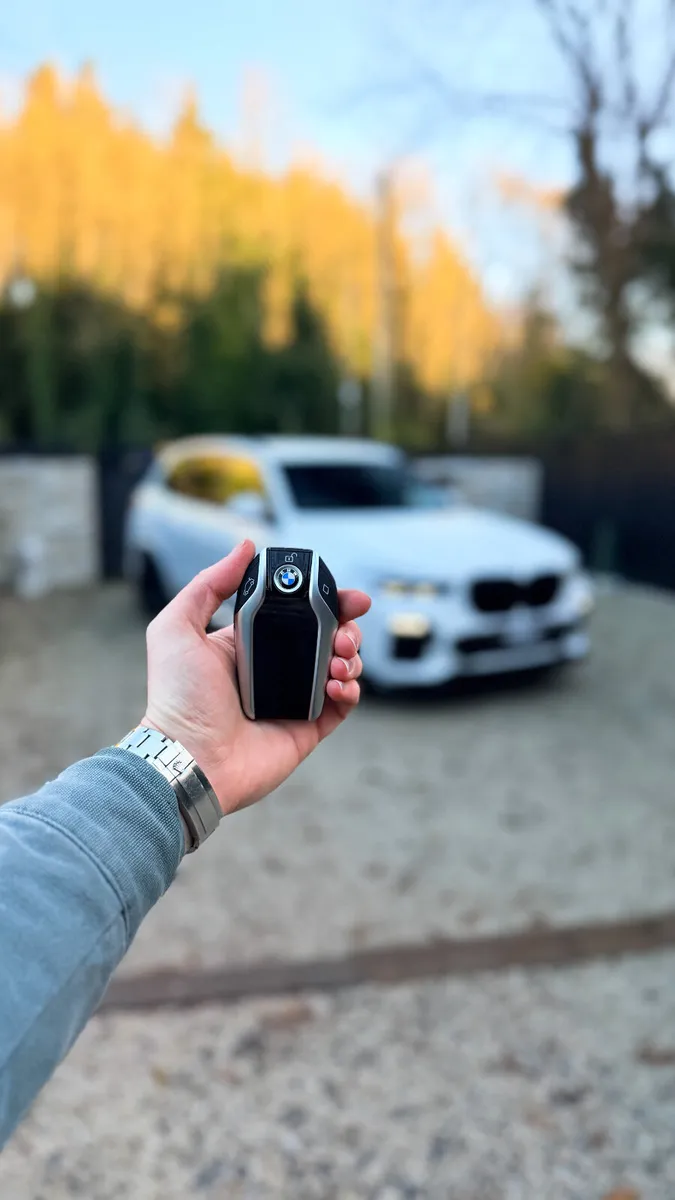 2020 (201)  BMW X5 45E MSPORT 390BHP **DISPLAY KEY - Image 2