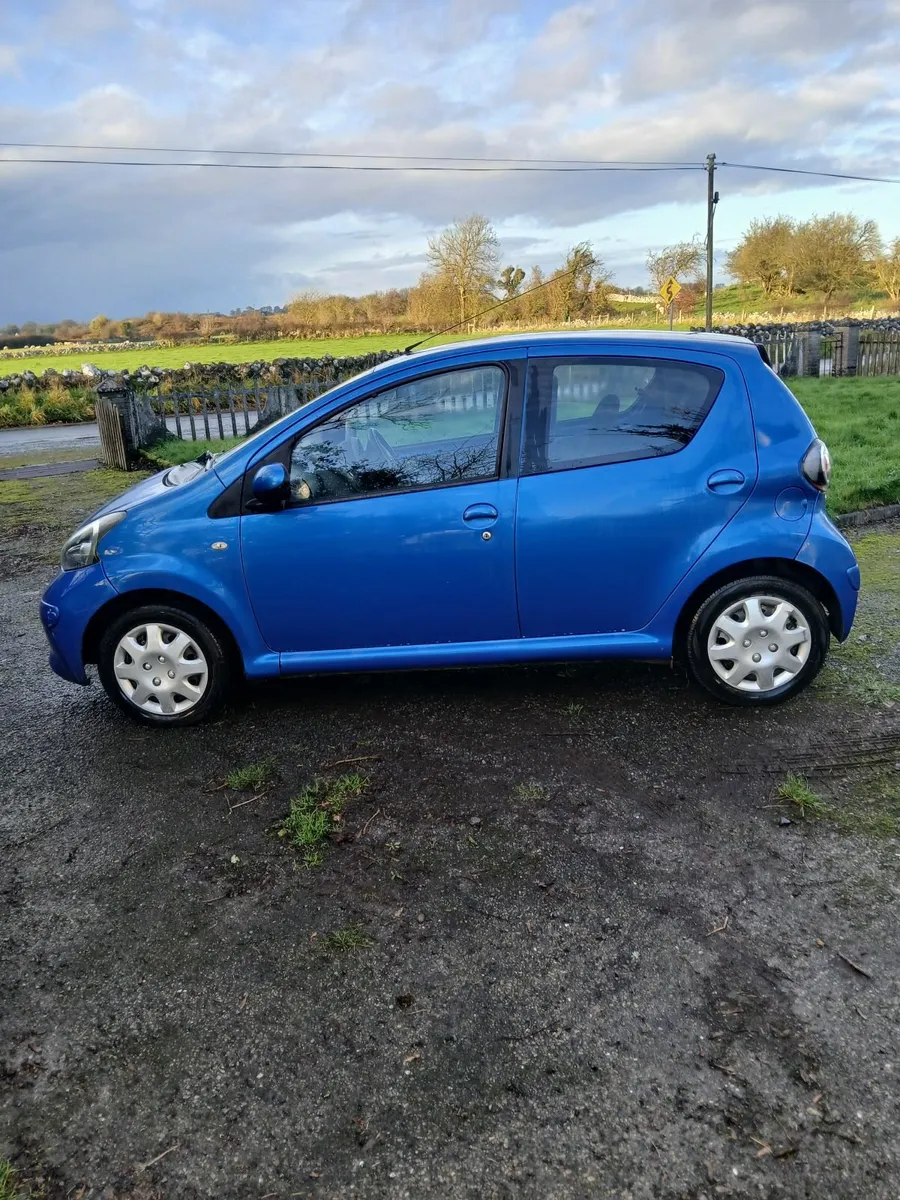Toyota Aygo 2011 - Image 4